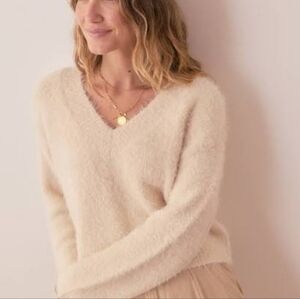 Marine Layer Teddy Eyelash Crop Cream V-Neck Sweater